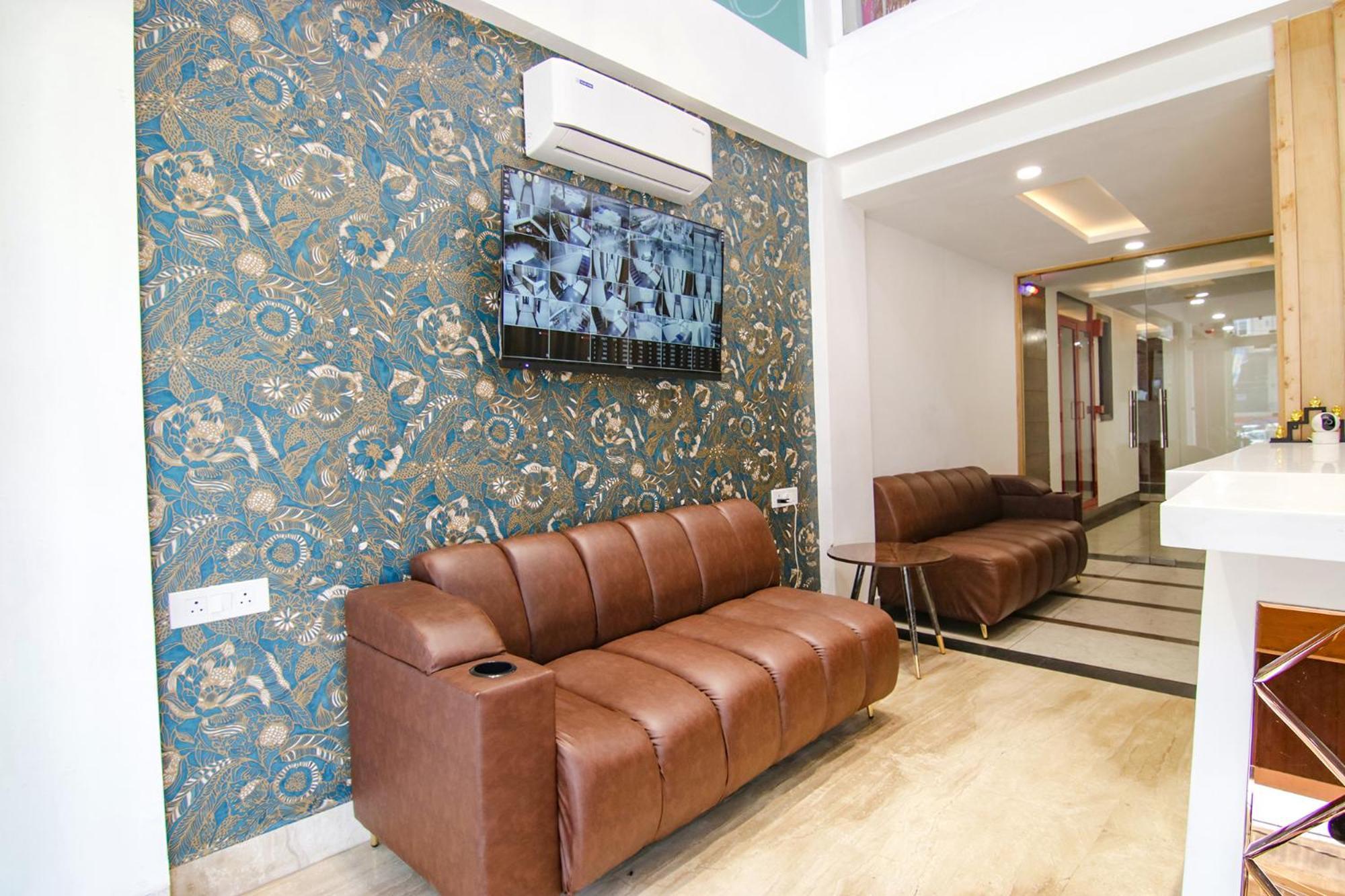 Fabhotel Prism Grand Zirakpur Esterno foto