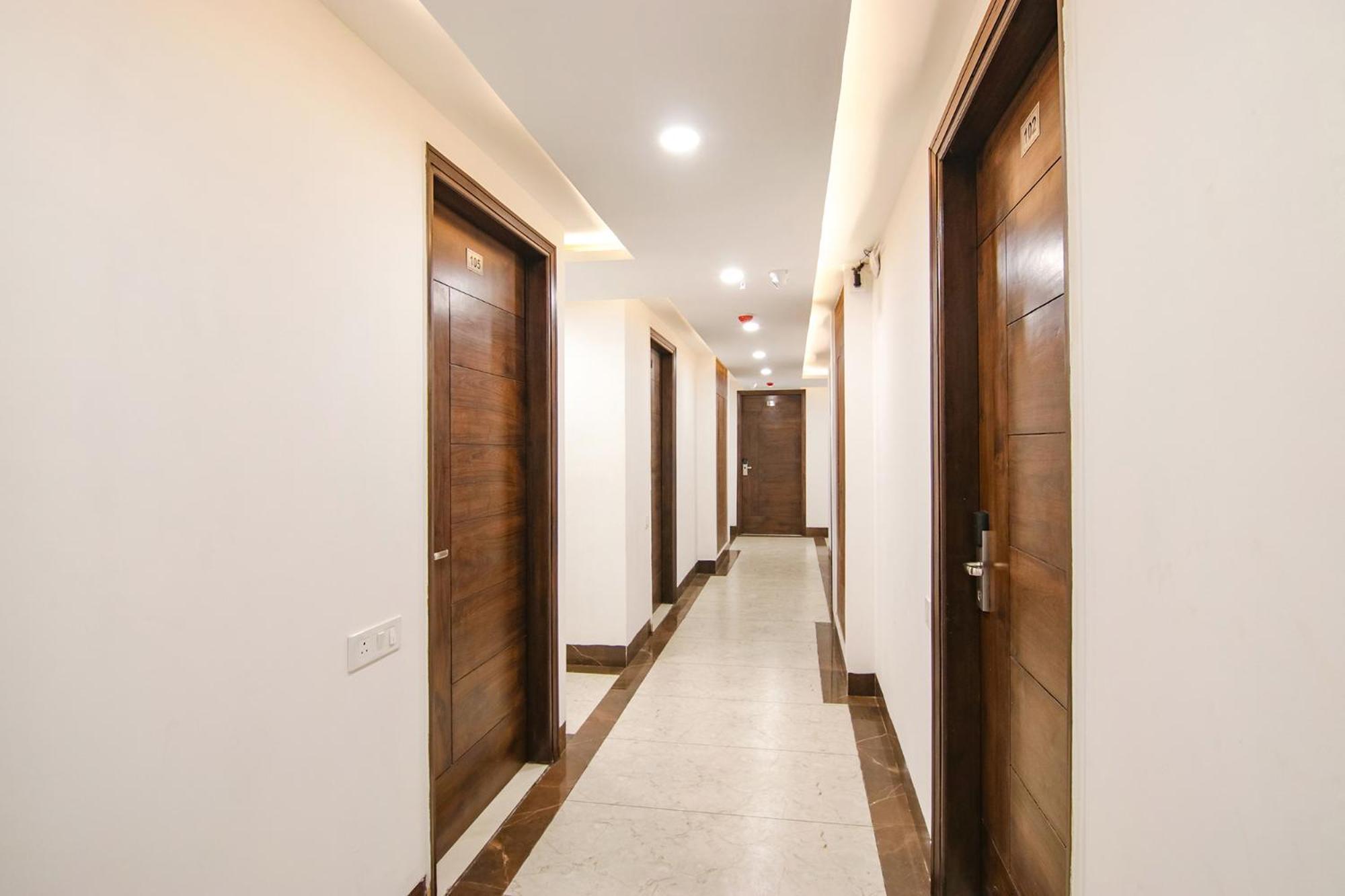 Fabhotel Prism Grand Zirakpur Esterno foto