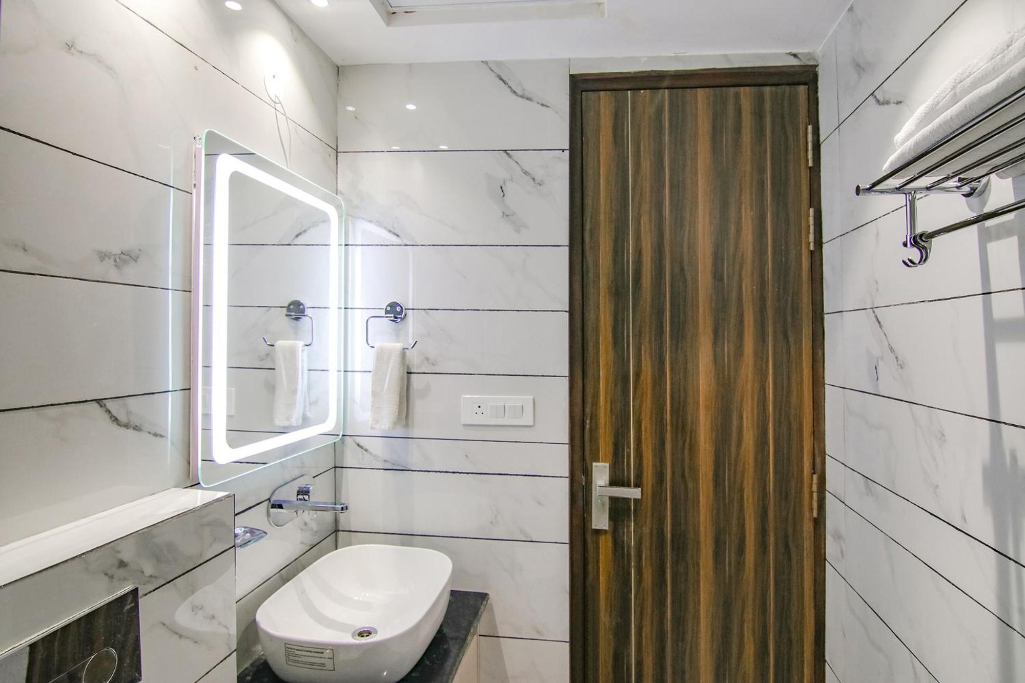 Fabhotel Prism Grand Zirakpur Esterno foto